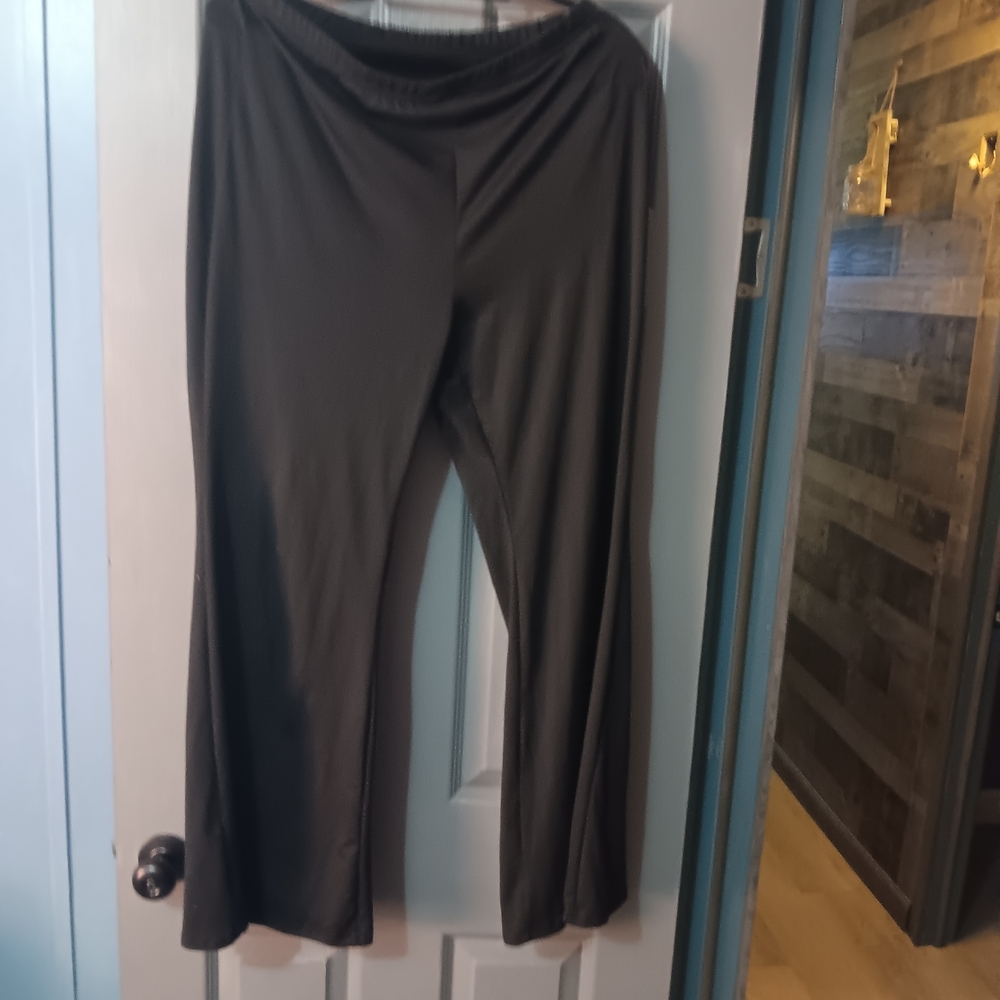 SHEIN Black Curvy 1XL Wide Leg Pull-On Pants - Picture 2 of 8
